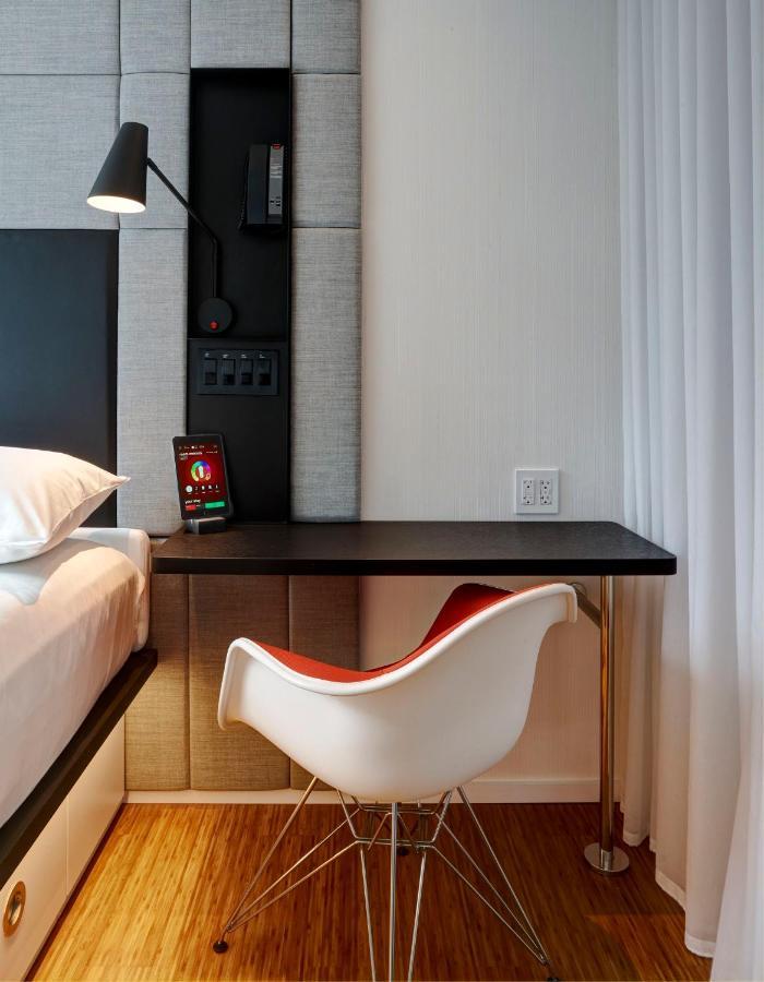 Отель Citizenm Chicago Downtown Экстерьер фото
