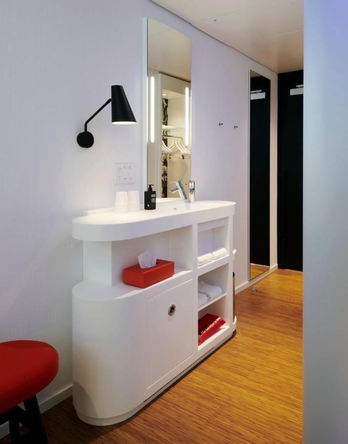 Отель Citizenm Chicago Downtown Экстерьер фото